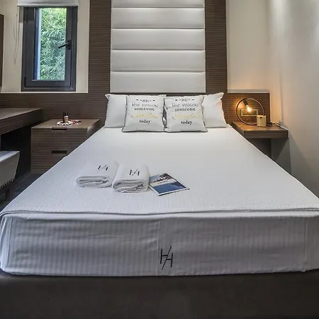 The Hill House Villa